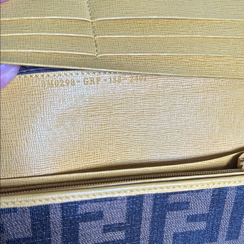 Fendi Zucca Canvas Wallet - Picture 8 of 8